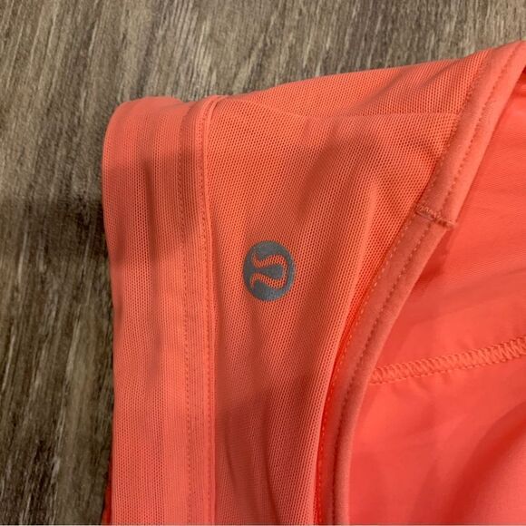 Lululemon All Day Breeze Bra NWT Size 6 A/B - Picture 3 of 3
